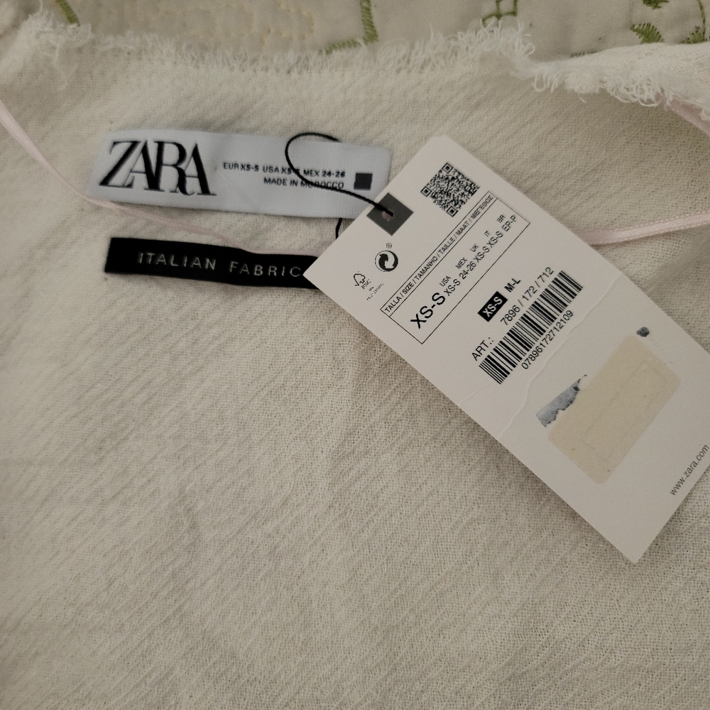 Zara - Shell Poncho - Picture 5 of 11